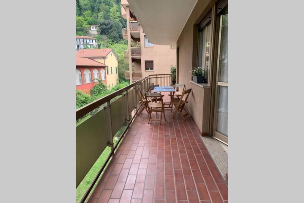 Lario Promenade: Family Friendly Apartment In Como Zewnętrze zdjęcie