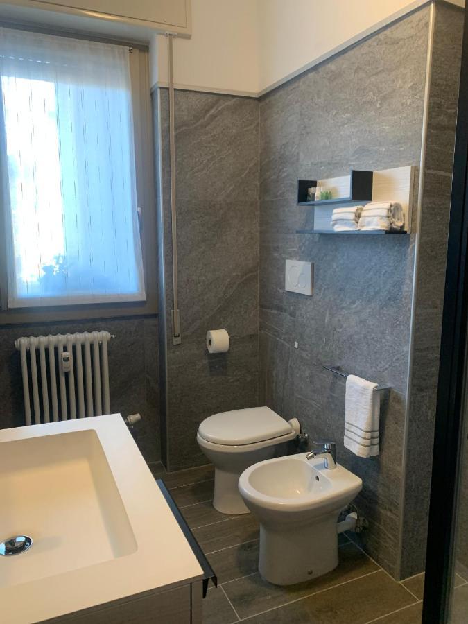 Lario Promenade: Family Friendly Apartment In Como Zewnętrze zdjęcie