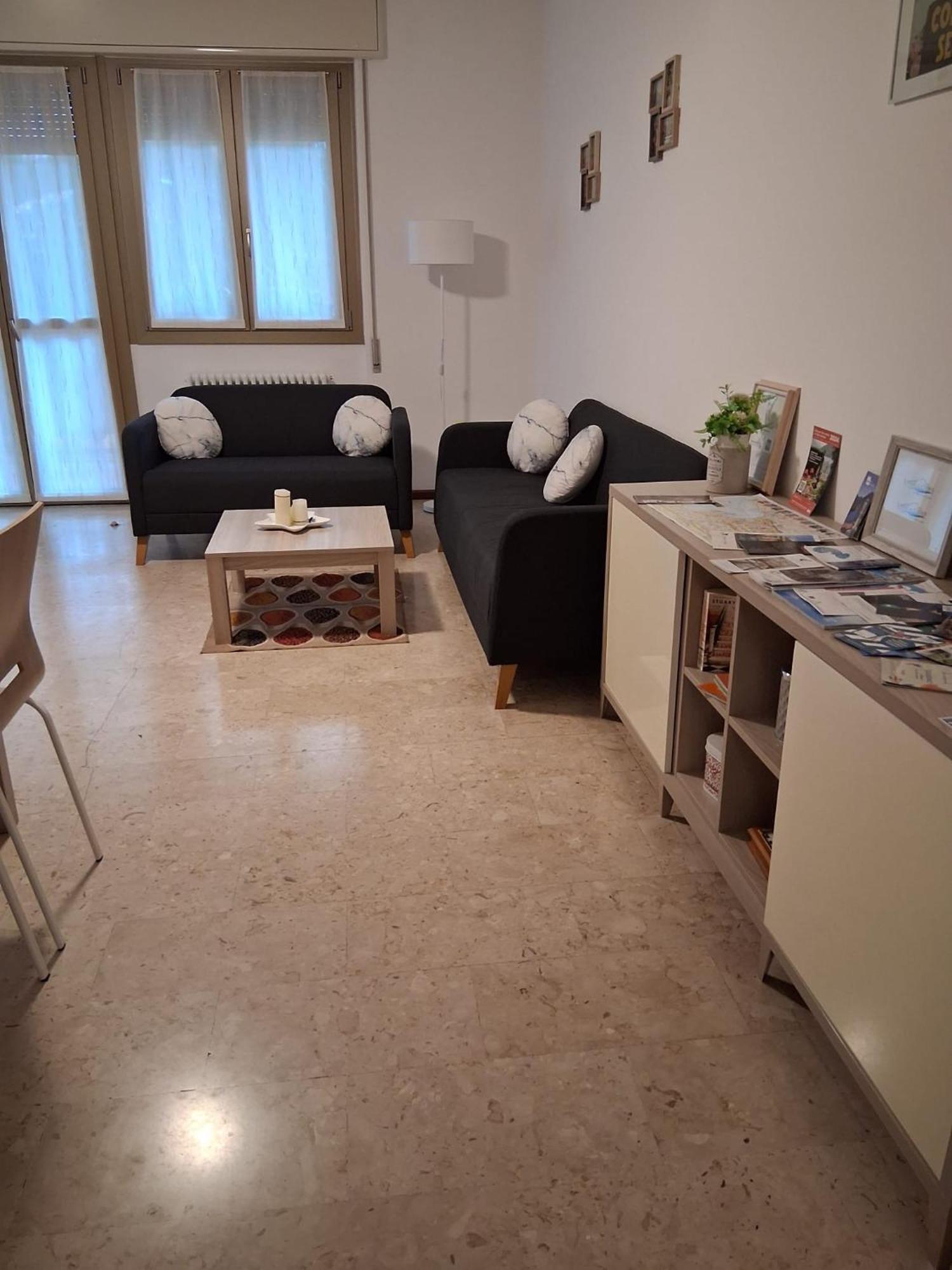 Lario Promenade: Family Friendly Apartment In Como Zewnętrze zdjęcie
