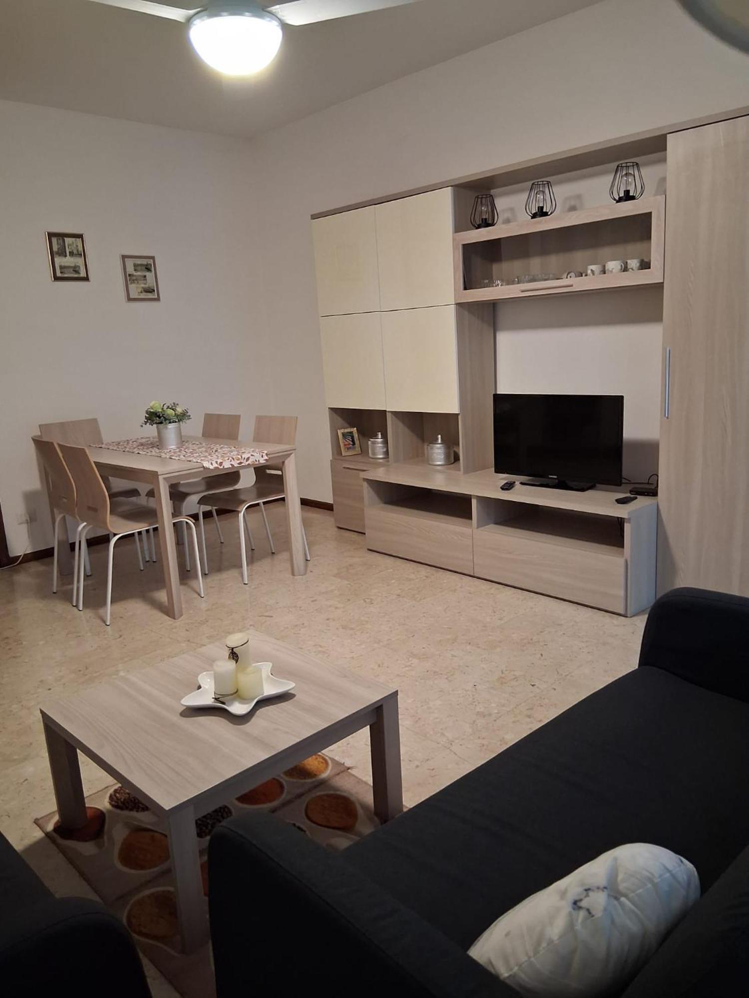 Lario Promenade: Family Friendly Apartment In Como Zewnętrze zdjęcie
